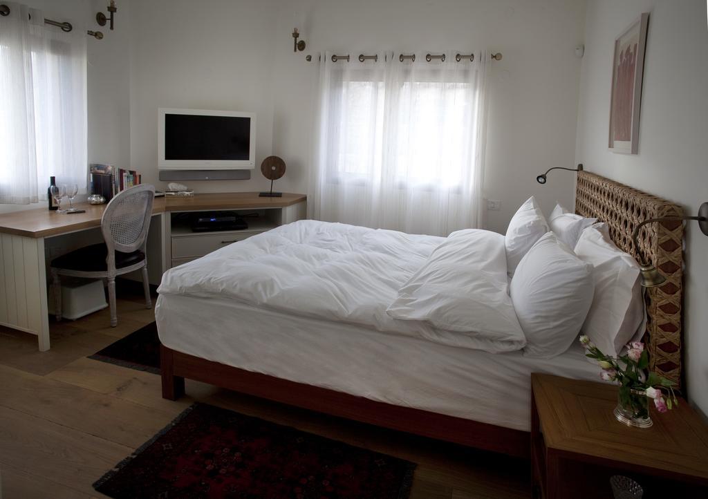 Boutique Hotel Tamarin Rosh Pinna Oda fotoğraf
